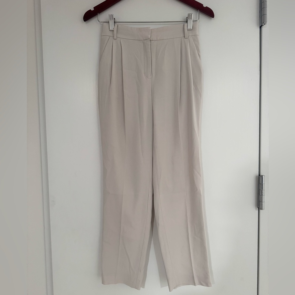 Aritzia Babaton Cohen II Pant - Crepette, Cropped (Size 0)